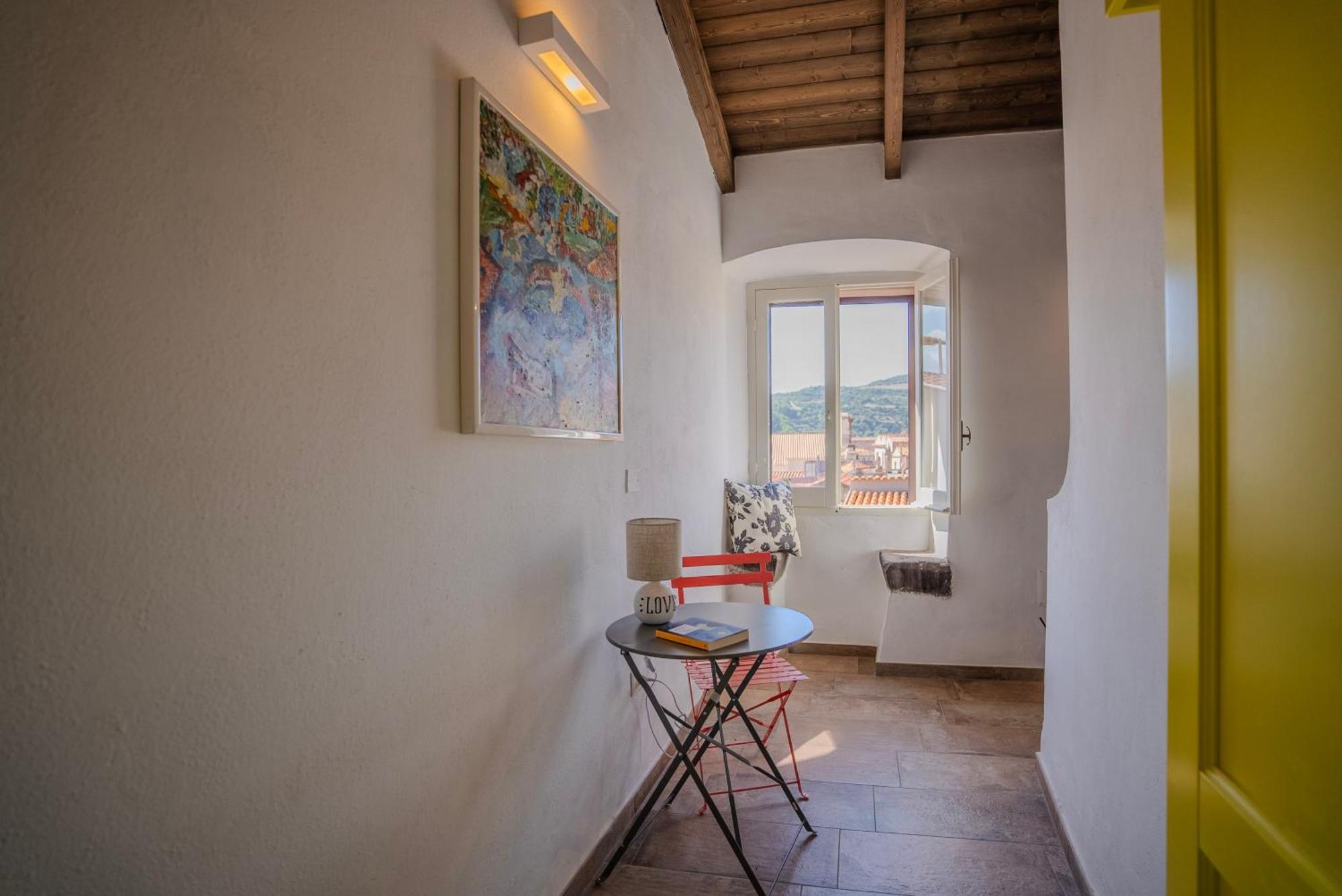 Sardinian Gallery Domus Bosa Quarto foto